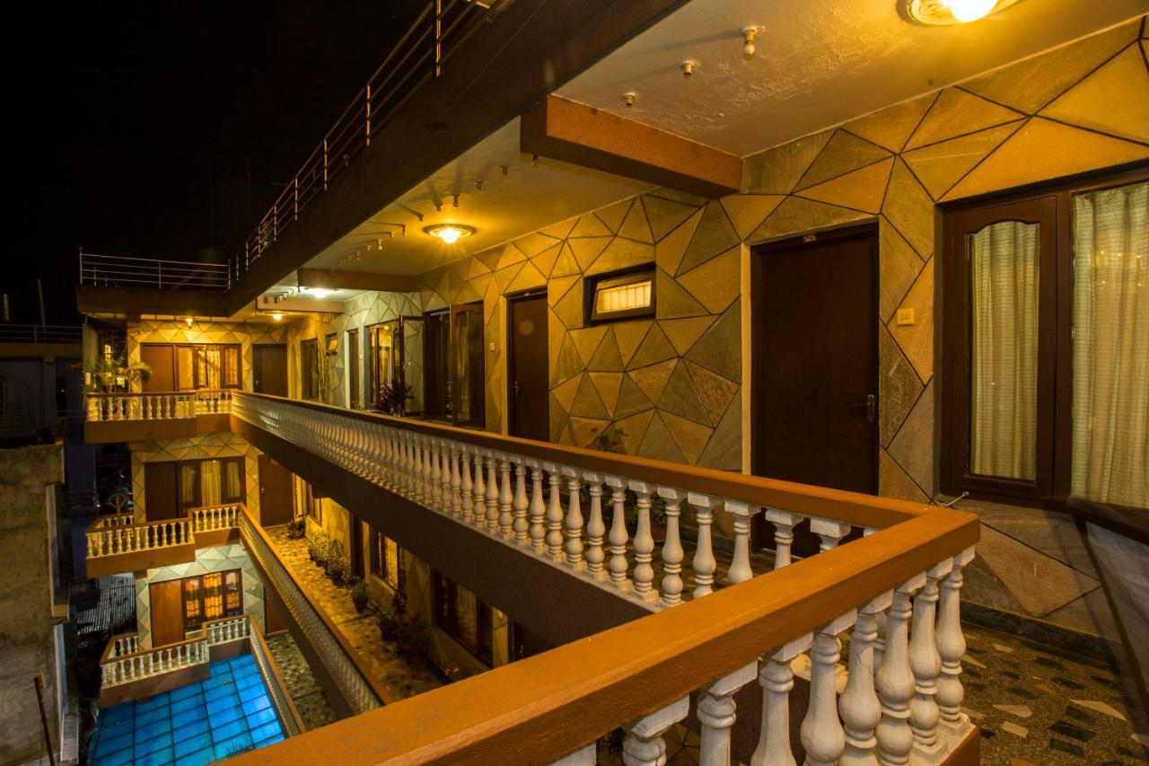 Hotel Trip Покхара Экстерьер фото