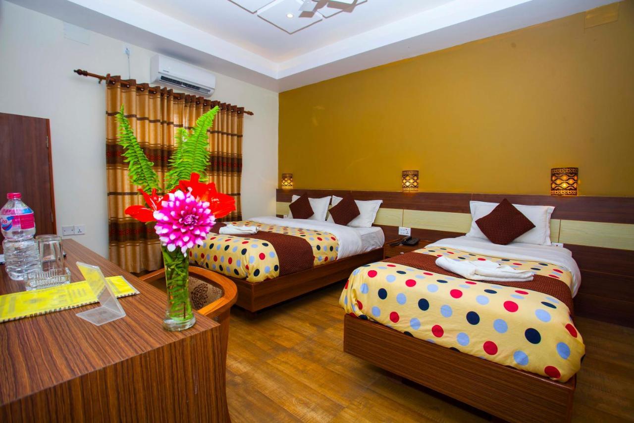 Hotel Trip Покхара Экстерьер фото